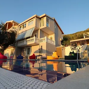  Guest house Elarad Albania
